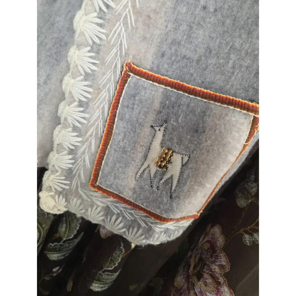Alpaca Handmade Vest Small/Medium - Picture 7 of 13